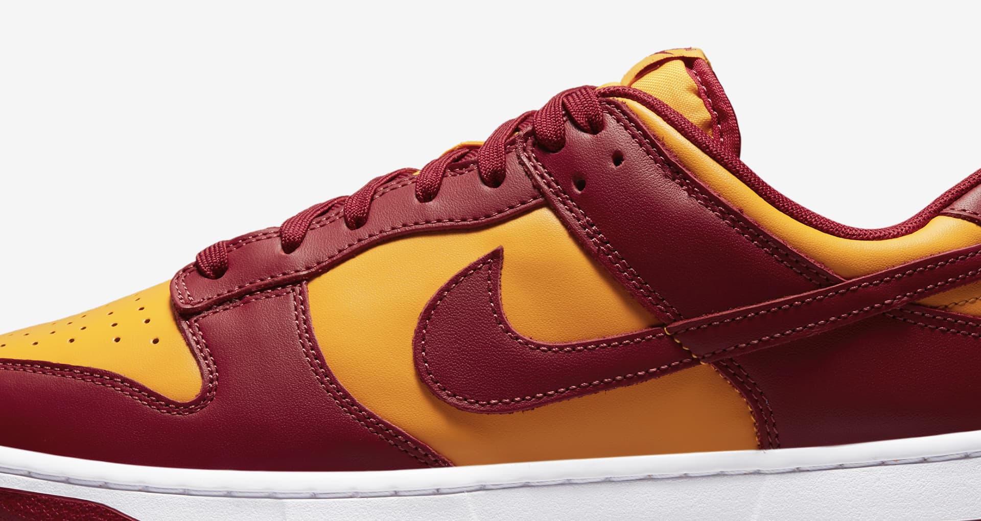 nike dunk footlocker